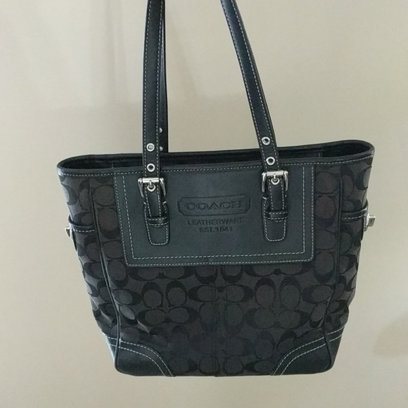 🌷🌷SOLD🌷🌷Coach Handbag - Picture 1 of 7
